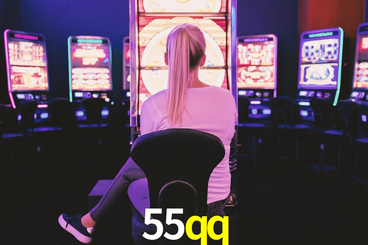 Bonus Features 55qq